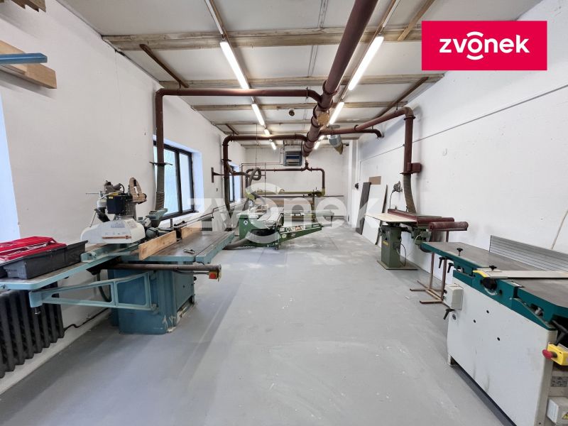 Pronájem skladu 210 m², Sazovice