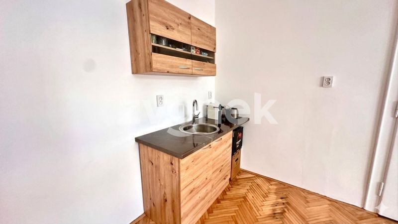 Pronájem kanceláře 40 m², Zlín