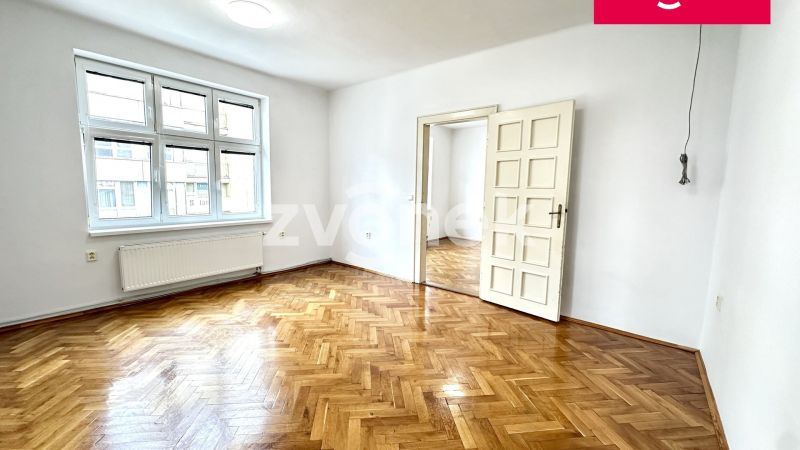 Pronájem bytu 3+1 v centru Zlína, ul. Soudní ( Náměstí Míru )