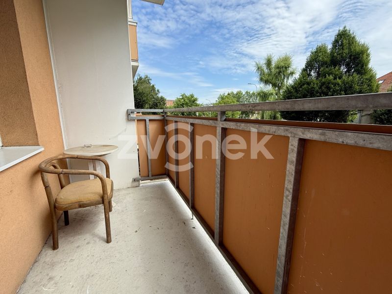 Pronájem bytu 2+1 60 m², Zlín - Prštné