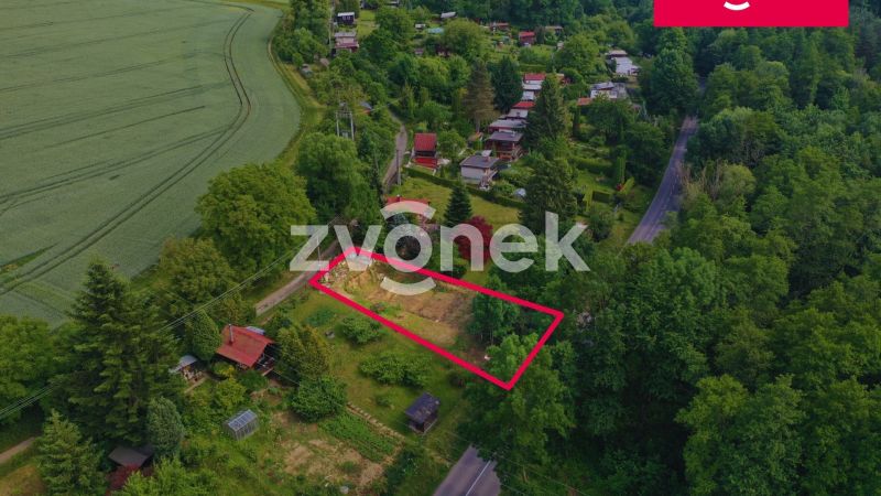 Prodej stavebního pozemku 471 m², Zlín - Malenovice