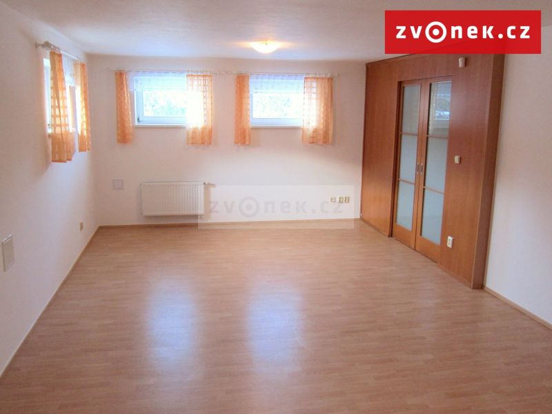 Pronájem rodinného domu 200 m², Zlín