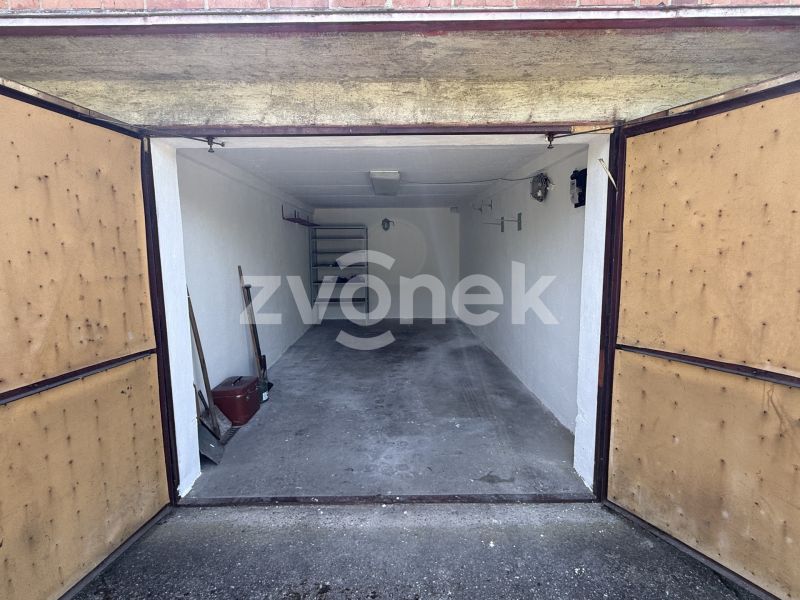 Pronájem garáže 22 m², Zlín