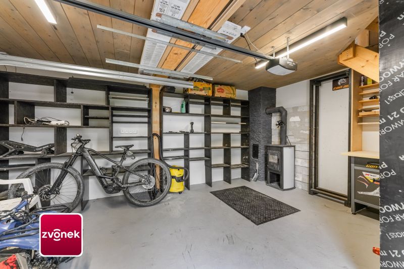 Prodej rodinného domu 4+kk, 191 m², Zádveřice-Raková