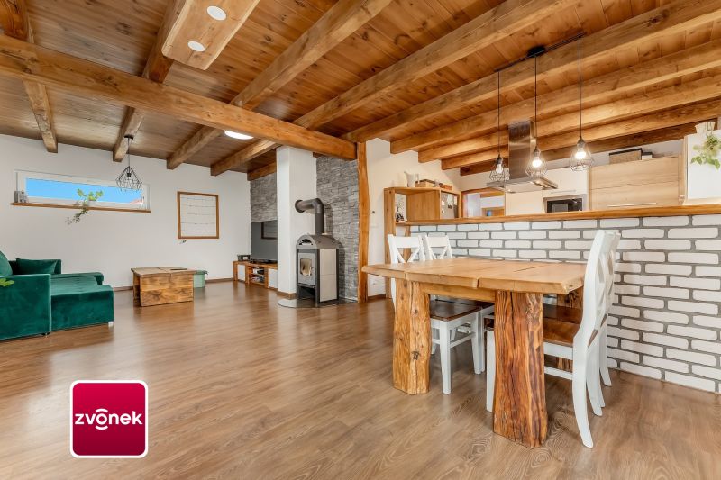 Prodej rodinného domu 4+kk, 191 m², Zádveřice-Raková