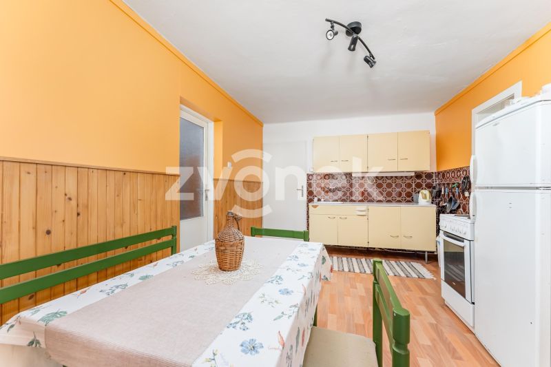 Prodej rodinného domu 180 m², Zlín - Příluky