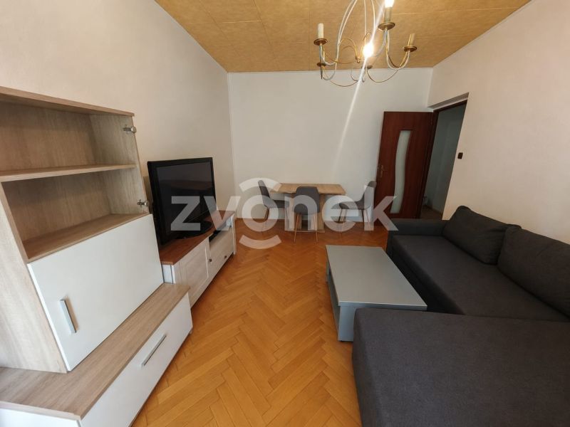 2+1 Zlín - Bartošova čtvrť, balkon