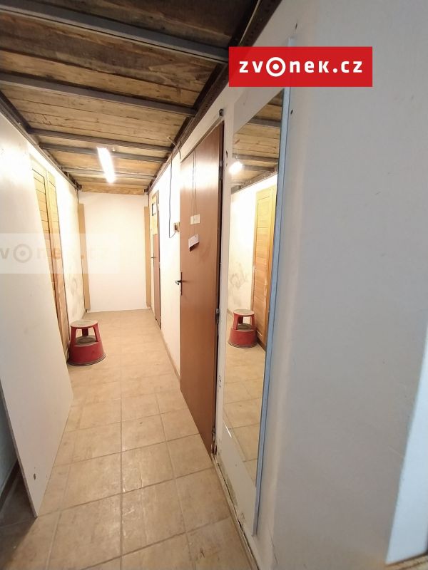 Pronájem obchodního prostoru 140 m², Napajedla