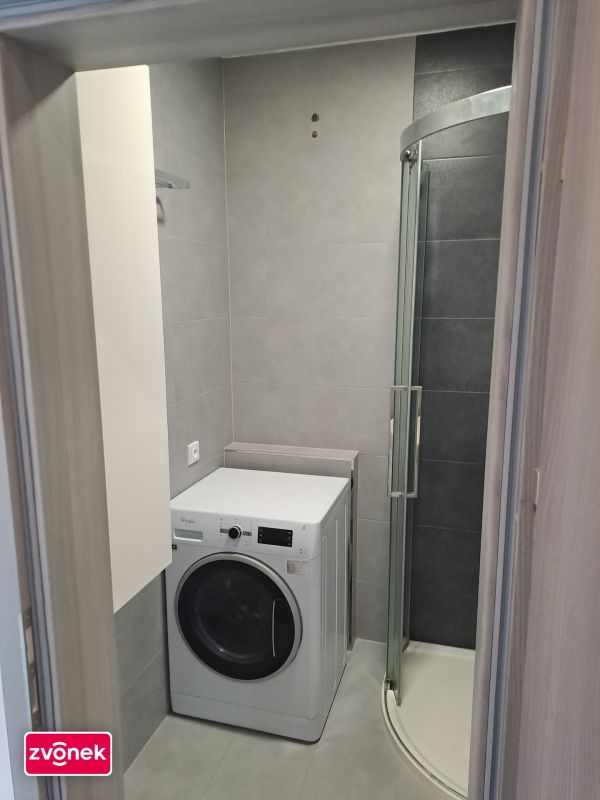 Pronájem bytu 2+1 53 m², Padělky - Zlín