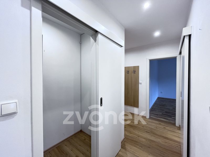 Pronájem bytu 2+kk 60 m², Karolinka