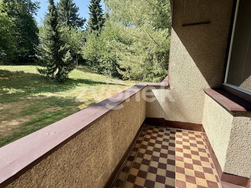 Prostorný byt 3+1 pro 4 studenty (za os. 5.500,- Kč), pěkná a klidná lokalita Zlína - Přílucká