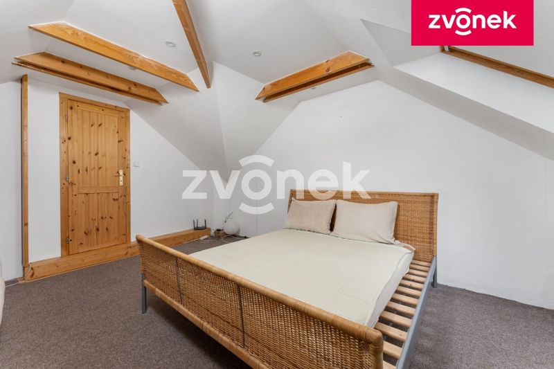 Prodej rodinného domu 312 m², Hvozdná
