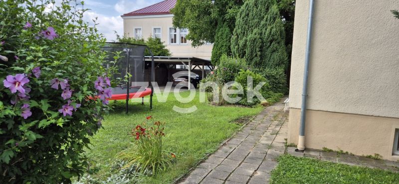 2+1 Zlín - Kostelec, parkovací stání, velká zahrada, pergola