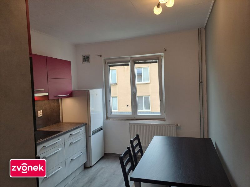 Pronájem bytu 2+1 53 m², Padělky - Zlín