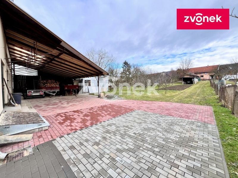 Pronájem skladu 210 m², Sazovice