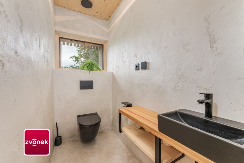 Prodej moderní pasivní novostavby 5+1, 145 m² – pomezí Rožnova a Dolní Bečvy