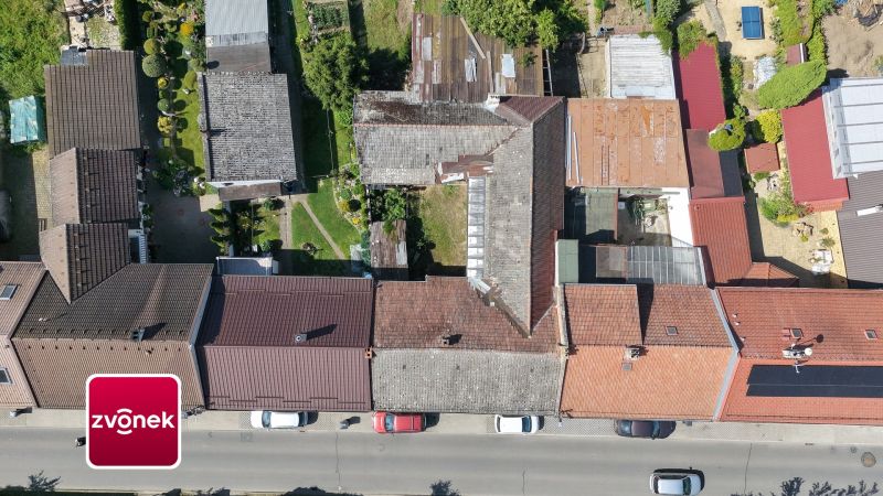 Prodej rodinného domu 300 m², Tečovice