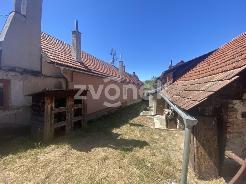 Prodej rodinného domu s velkou zahradou, Vlachovice - Vrbětice