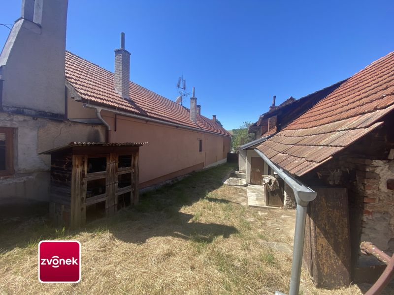 Prodej rodinného domu s velkou zahradou, Vlachovice - Vrbětice