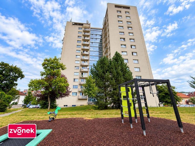 Prodej prostorného bytu 3+1 s balkonem, 66 m², Zlín centrum