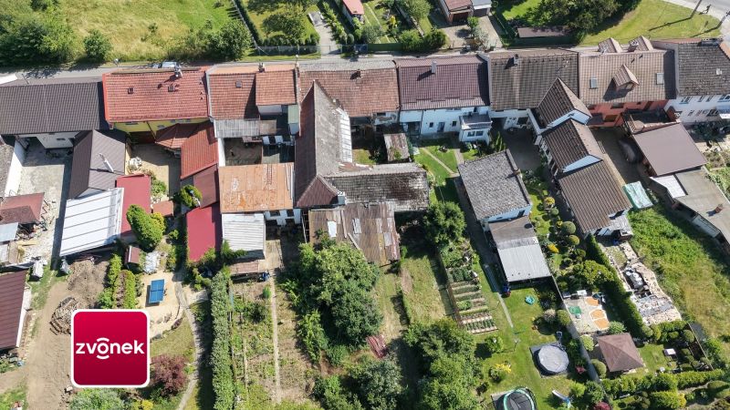 Prodej rodinného domu 300 m², Tečovice