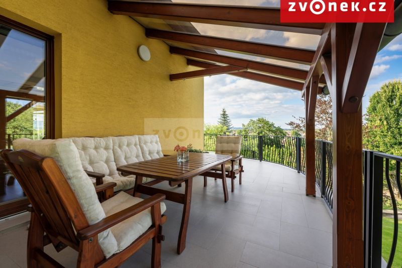 Víceúčelová vila 540 m², Hranice I-Město
