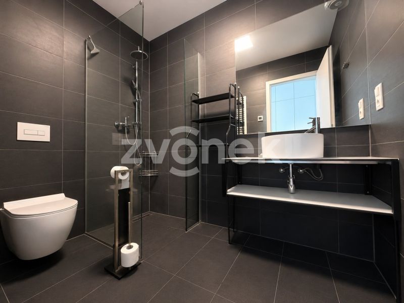 Prostorný byt 1+kk, 43 m², centrum Zlína – ul. Lorencova