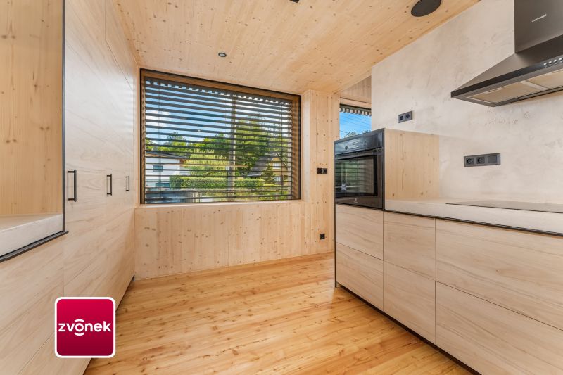 Prodej moderní pasivní novostavby 5+1, 145 m² – pomezí Rožnova a Dolní Bečvy