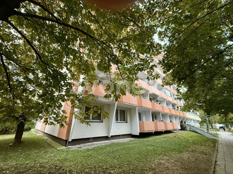 Pronájem 1+kk s lodžií, zděné jádro, Otrokovice