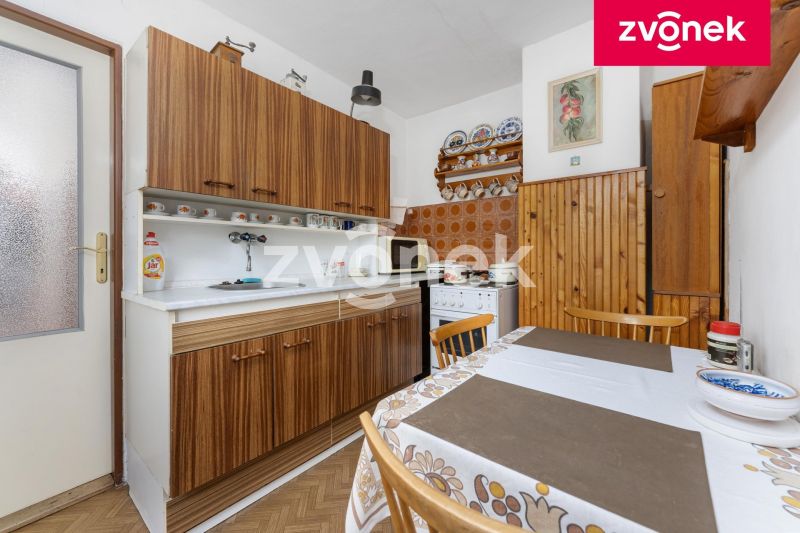 Prodej rodinného domu 210 m², Zlín - Malenovice