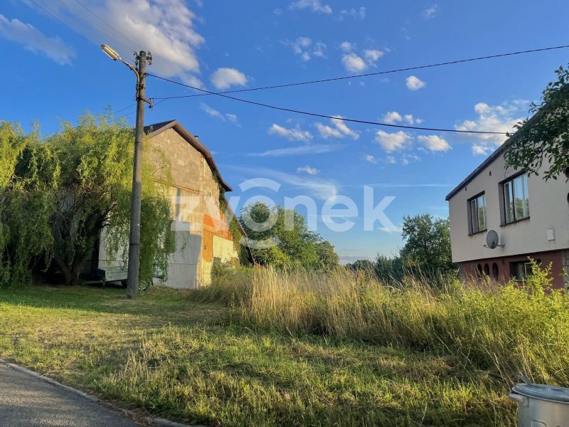 Prodej stavebního pozemku 1 084 m², Svárov