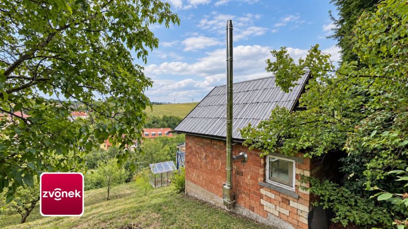 Domek k dokončení s možností rozšíření, pozemkem přes 1 000 m² a nádherným výhledem – Jaroslavice u Zlína