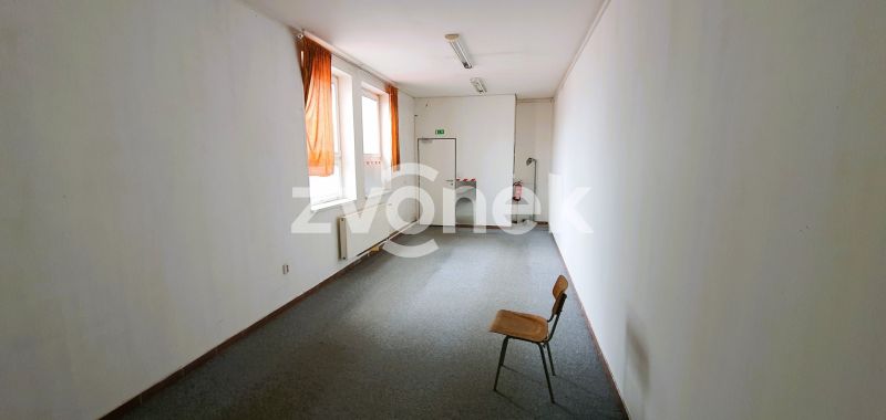 Pronájem obchodního prostoru 212 m², Bílovice