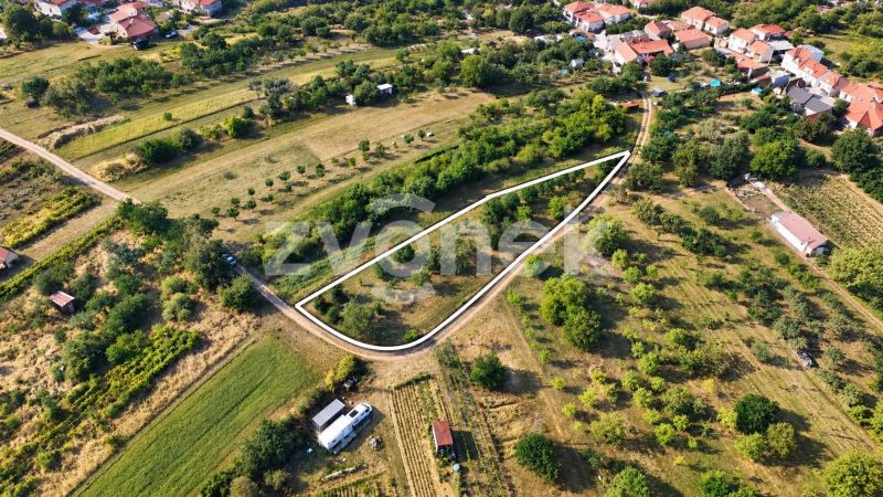 Prodej stavebního pozemku 2 143 m², Zlechov