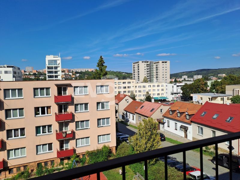 Pronájem světlého bytu 1+1 s balkonem, Zlín - ul. Hluboká