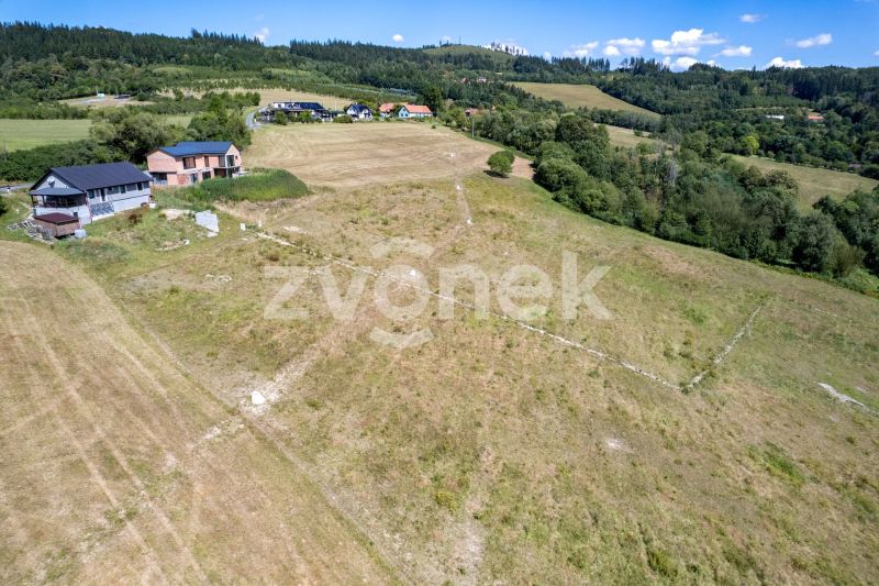 Prodej stavebního pozemku Jablůnce s projektem na stavbu roubenky, 1 055 m2
