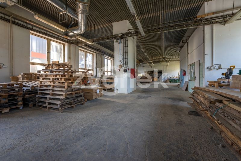 Prodej výrobního areálu se sušárnou na dřevo a s pozemky 6069 m², Valašské Příkazy