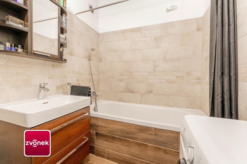 Pronájem bytu 2+1 59 m², Zlín