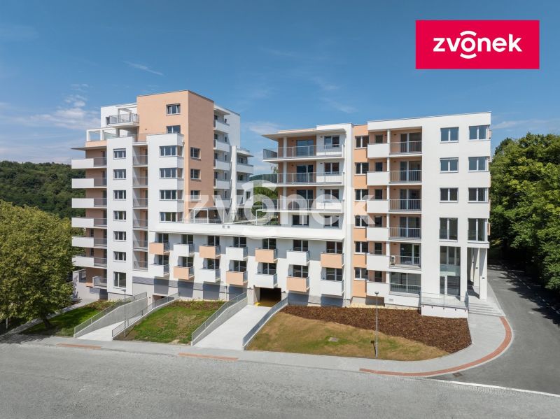 Pronájem garážového stání 18 m², Zlín