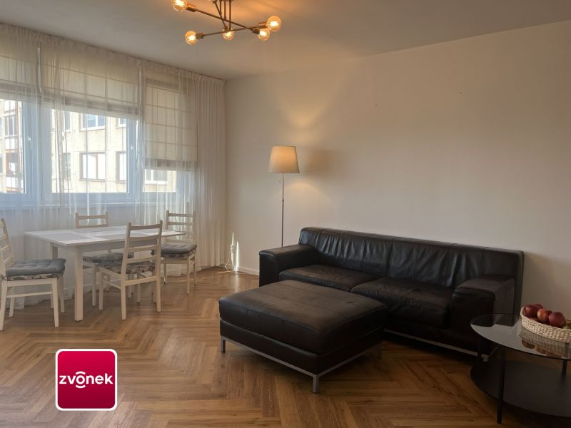 Styl, výhledy a příroda na dosah | Částečně vybavený byt 3+1, Zlín – Podlesí
