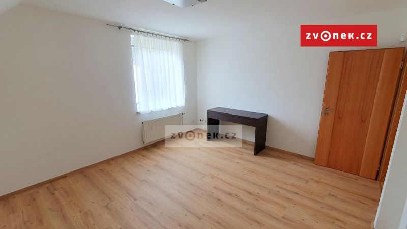 Pronájem rodinného domu 270 m², Zlín