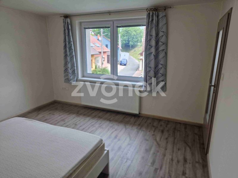 Prodej rodinného domu 3+1, Zlechov