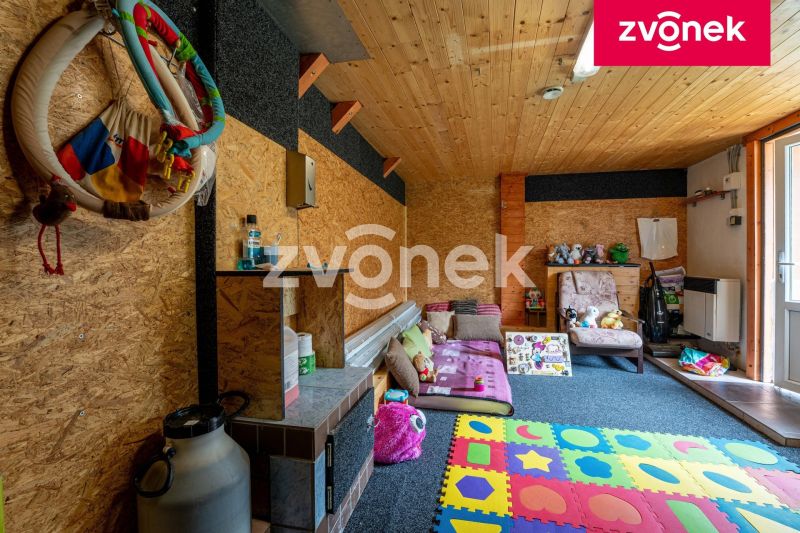 Prodej rodinného domu 220 m², Břest