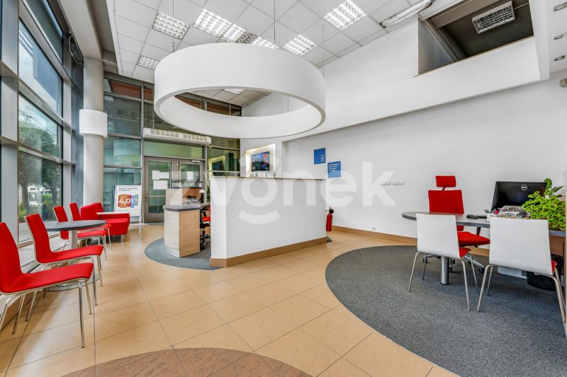 Exkluzivní obchodní prostor / showroom 158 m² na prestižní adrese v centru Zlína