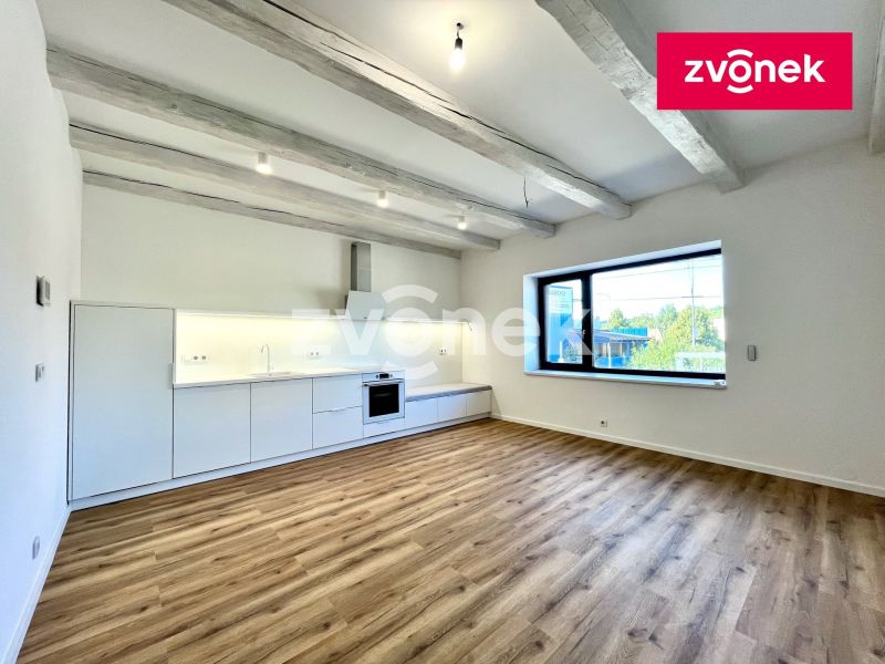 Pronájem bytu 2+kk 47 m², Zlín - Příluky