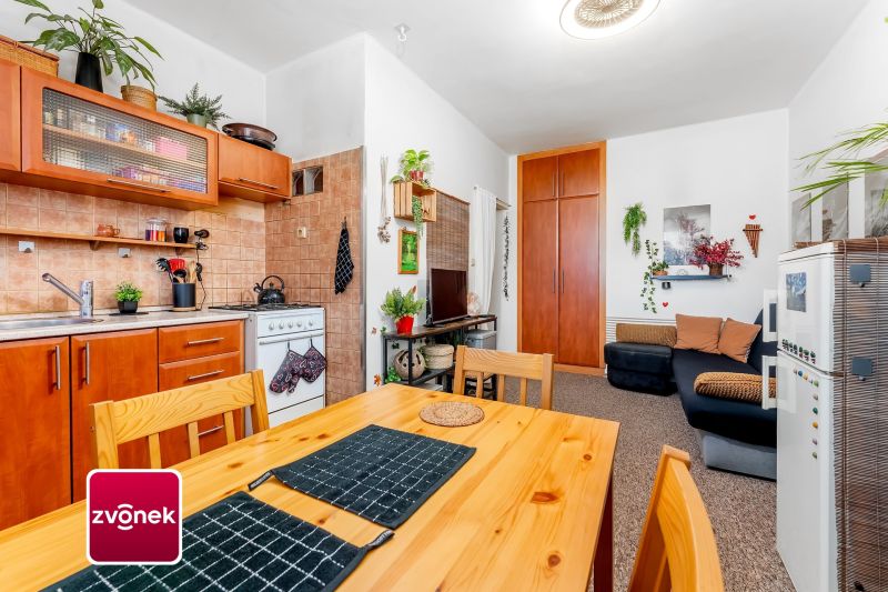 Prodej bytu 2+kk 38 m², Vsetín
