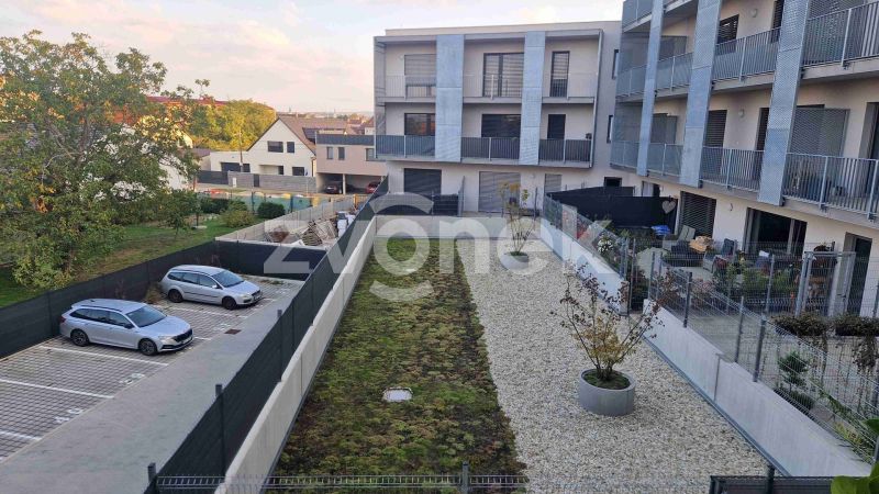 Pronájem bytu 2+kk 50 m², Staré Město