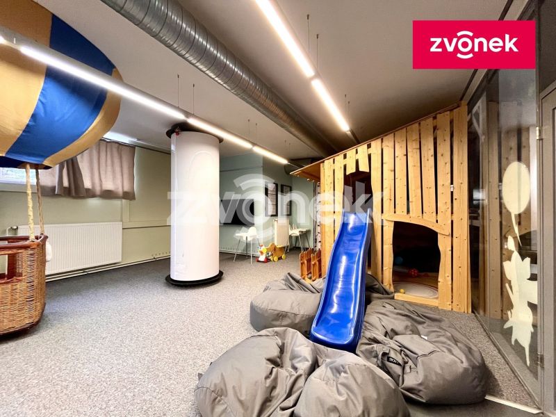 Kompletně vybavená kavárna s flexibilním využitím a startovacími podmínkami - Zlín, Kudlov
