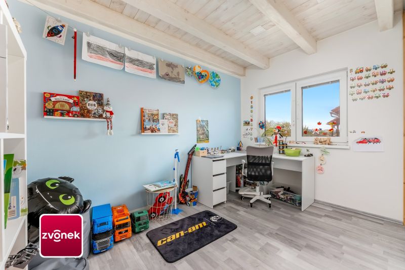 Prodej rodinného domu 4+kk, 191 m², Zádveřice-Raková