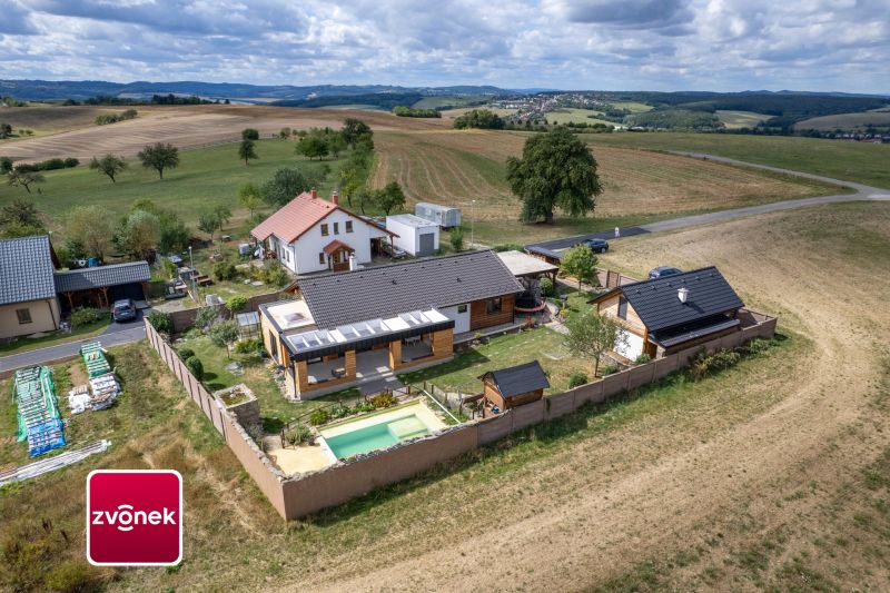 Prodej rodinného domu 4+kk, 191 m², Zádveřice-Raková